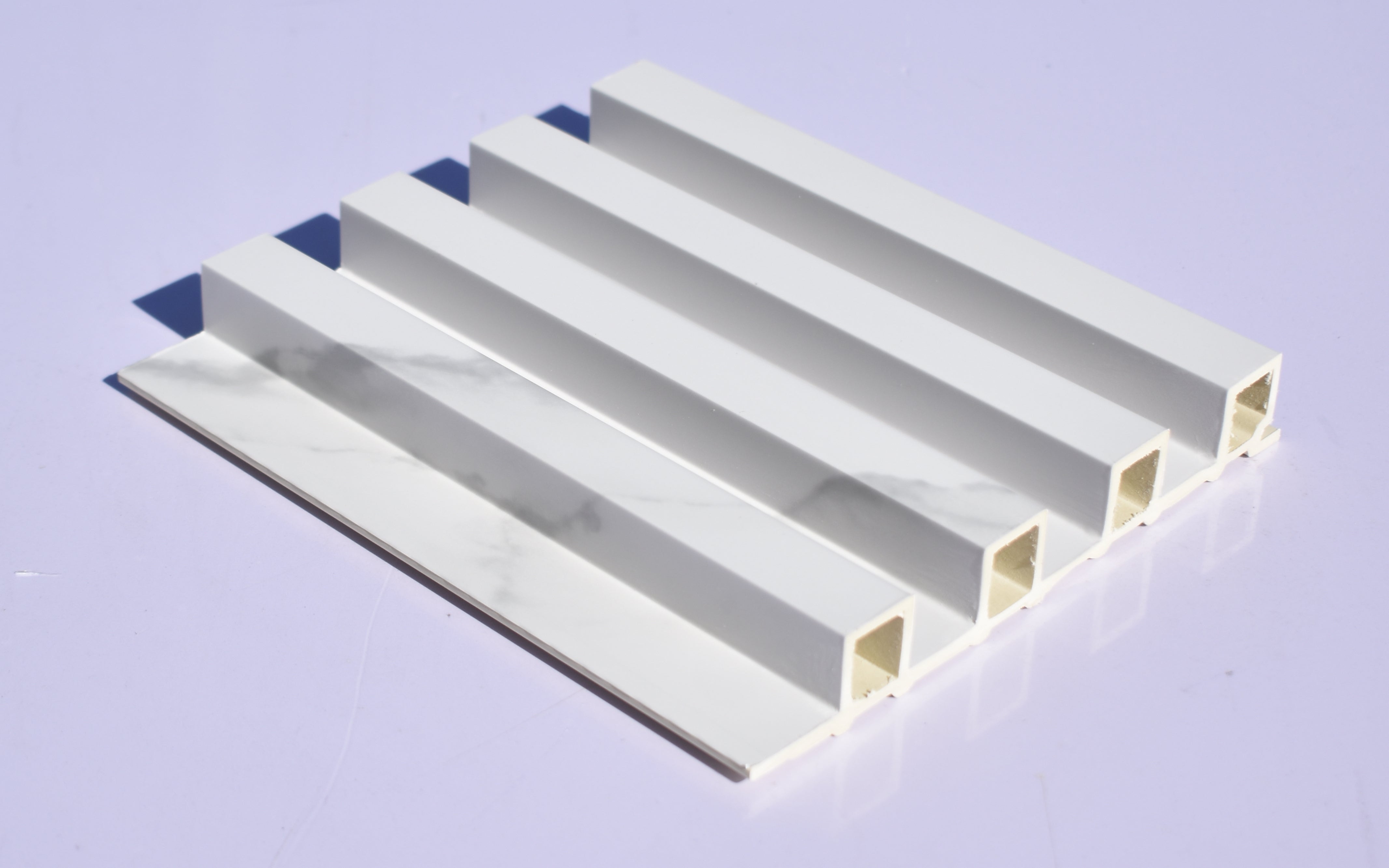 LAMBRIN INTERIOR COLOR BLANCO MARMOL MATE 16X2.90 CAJA 14 PIEZAS